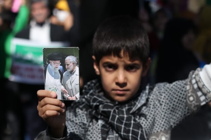 نسل چهارمیها در جشن ۴۴ سالگی انقلاب