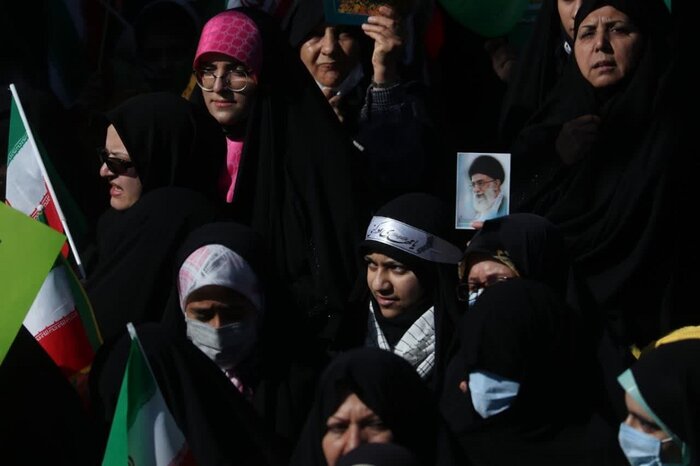 نسل چهارمیها در جشن ۴۴ سالگی انقلاب