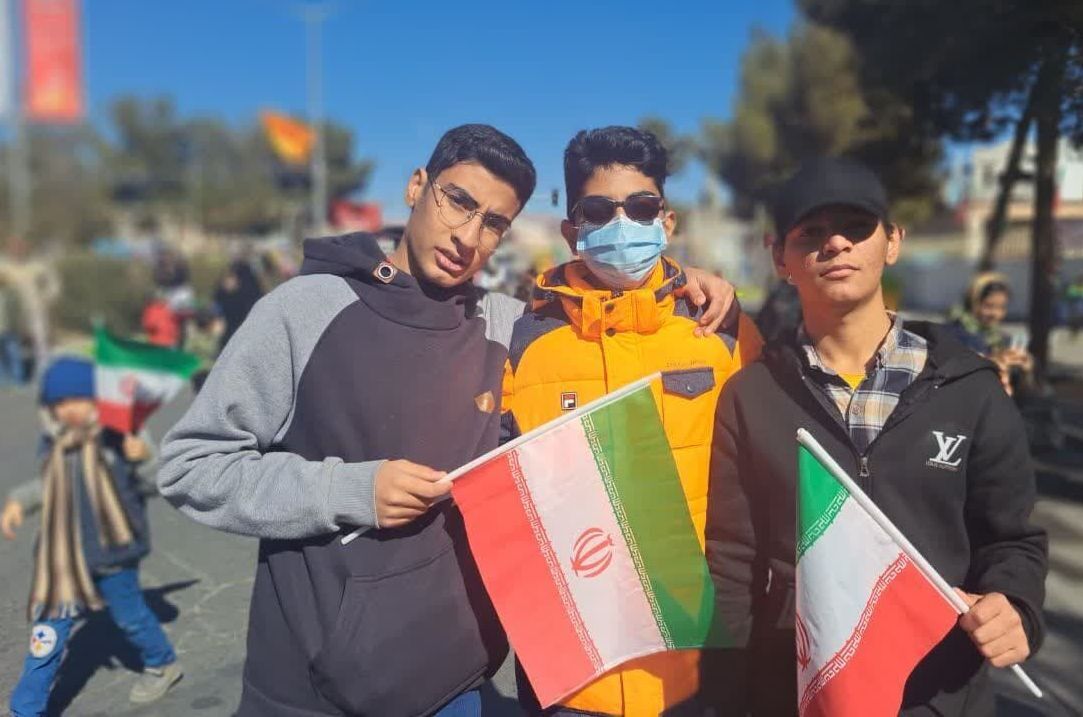 نسل چهارمیها در جشن ۴۴ سالگی انقلاب نسل چهارمیها در جشن ۴۴ سالگی انقلاب