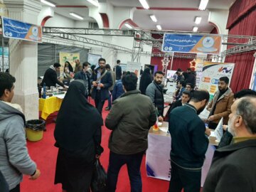 نخستین نمایشگاه کسب و کار استان سمنان در شاهرود گشایش یافت