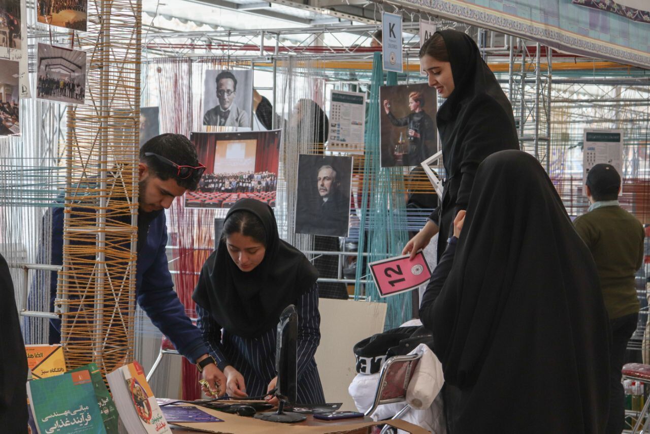 ارسال اثر به جشنواره "توانمندی های دانشجویان پیام نور کشور" به میزبانی اصفهان آغاز شد