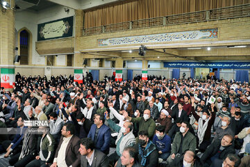 Leader, group of people in northwest Iran meet in Tehran