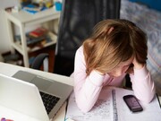 تبعات منفی وادادگی فرزندان در فضای مجازی/ خانواده ها مراقب باشند