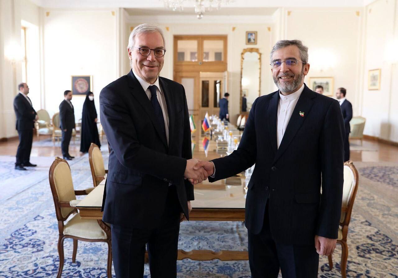 Les vice-ministres des A.E. de l'Iran et de la Russie se rencontrent à Téhéran

