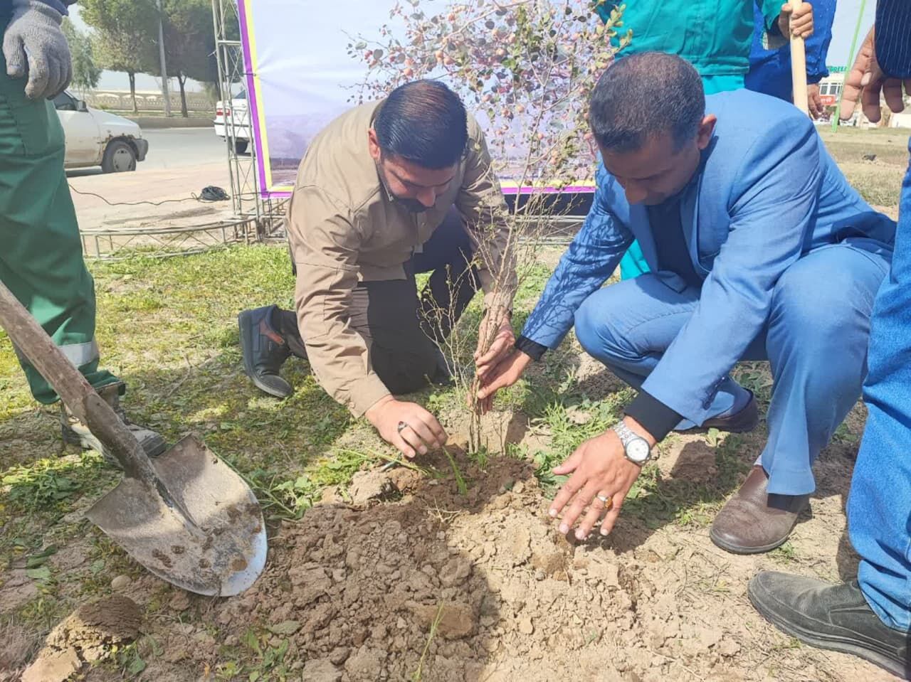 آبادان ۱۶ متر مربع به ازای هر نفر سرانه فضای سبز شهری دارد