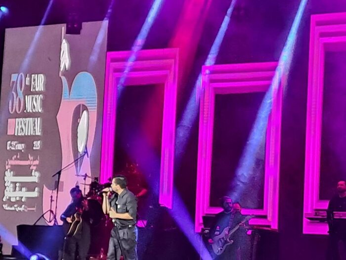 کنسرتی با یک ورود متفاوت