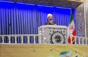 امام جمعه رباط کریم: پاسداران و جانبازان نمادهای عزت و شرف ایران هستند