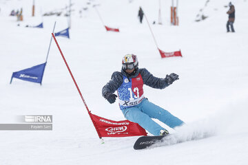 Snowboarding in Iran's Tehran