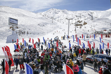 Snowboarding in Iran's Tehran