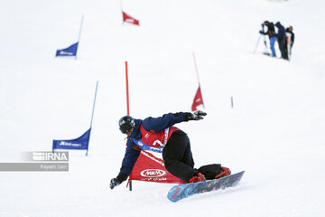 Snowboarding in Iran's Tehran