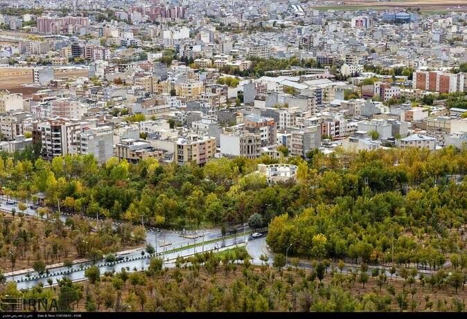 توصیه استفاده از الگوهای بومی و متناسب با شرایط اقلیمی در ساختمان‌سازی