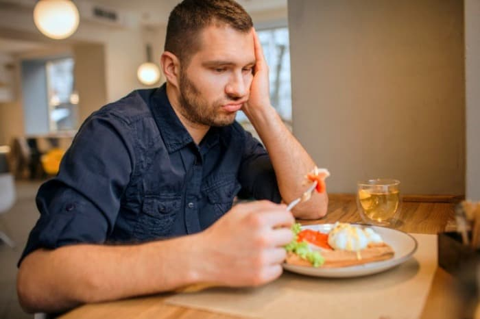 علائم کمبود ویتامین در بدن و درمان هرکدام