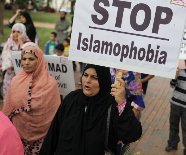 Islamophobie : le renseignement canadien espionne les musulmans