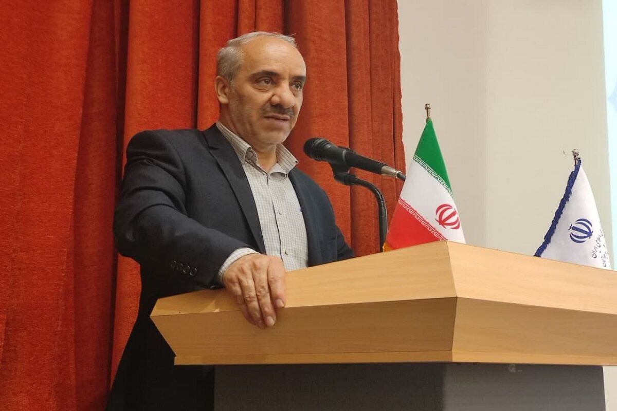 قهرمانپروری از اولویتهای وزارت ورزش و جوانان است قهرمانپروری از اولویتهای وزارت ورزش و جوانان است