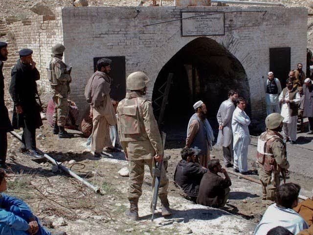 حمله به معدنچیان در بلوچستان پاکستان ۴ کشته برجای گذاشت 