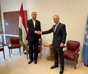 Le ministre iranien des Affaires étrangères rencontre le président de l'Assemblée générale des Nations Unies