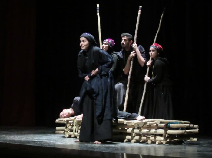 انتظار ۱۷ ساله پروژه سالن تئاتر زنجان برای تکمیل شدن