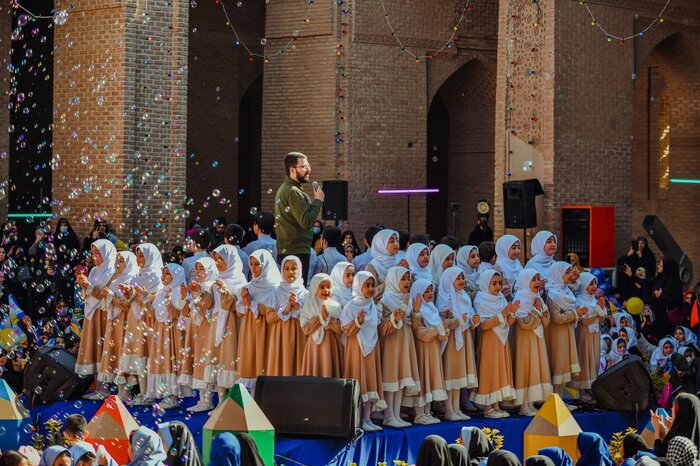 «عزیزم حسین ۲»  رفاقت دلنشین کودکان و نوجوانان با امام‌حسین (ع) + فیلم