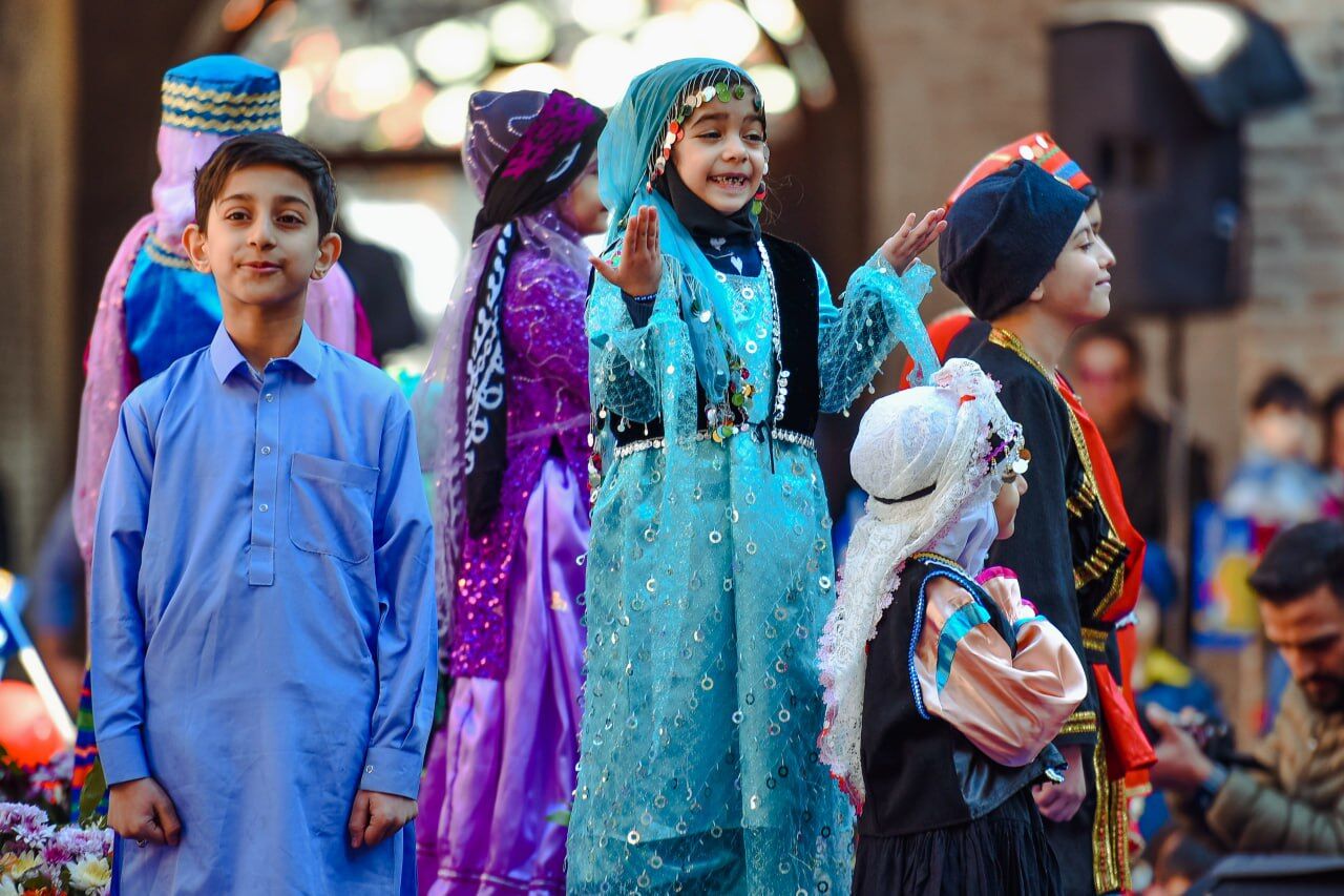 «عزیزم حسین ۲»  رفاقت دلنشین کودکان و نوجوانان با امام‌حسین (ع) + فیلم