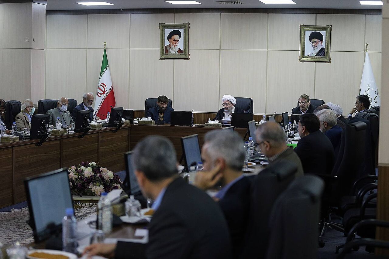 فرزین درباره وضعیت بازار ارز به مجمع تشخیص مصلحت نظام گزارش داد