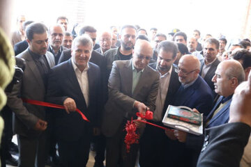 وزیر علوم دانشکده دامپزشکی دانشگاه تخصصی فناوری‌های نوین آمل را افتتاح کرد