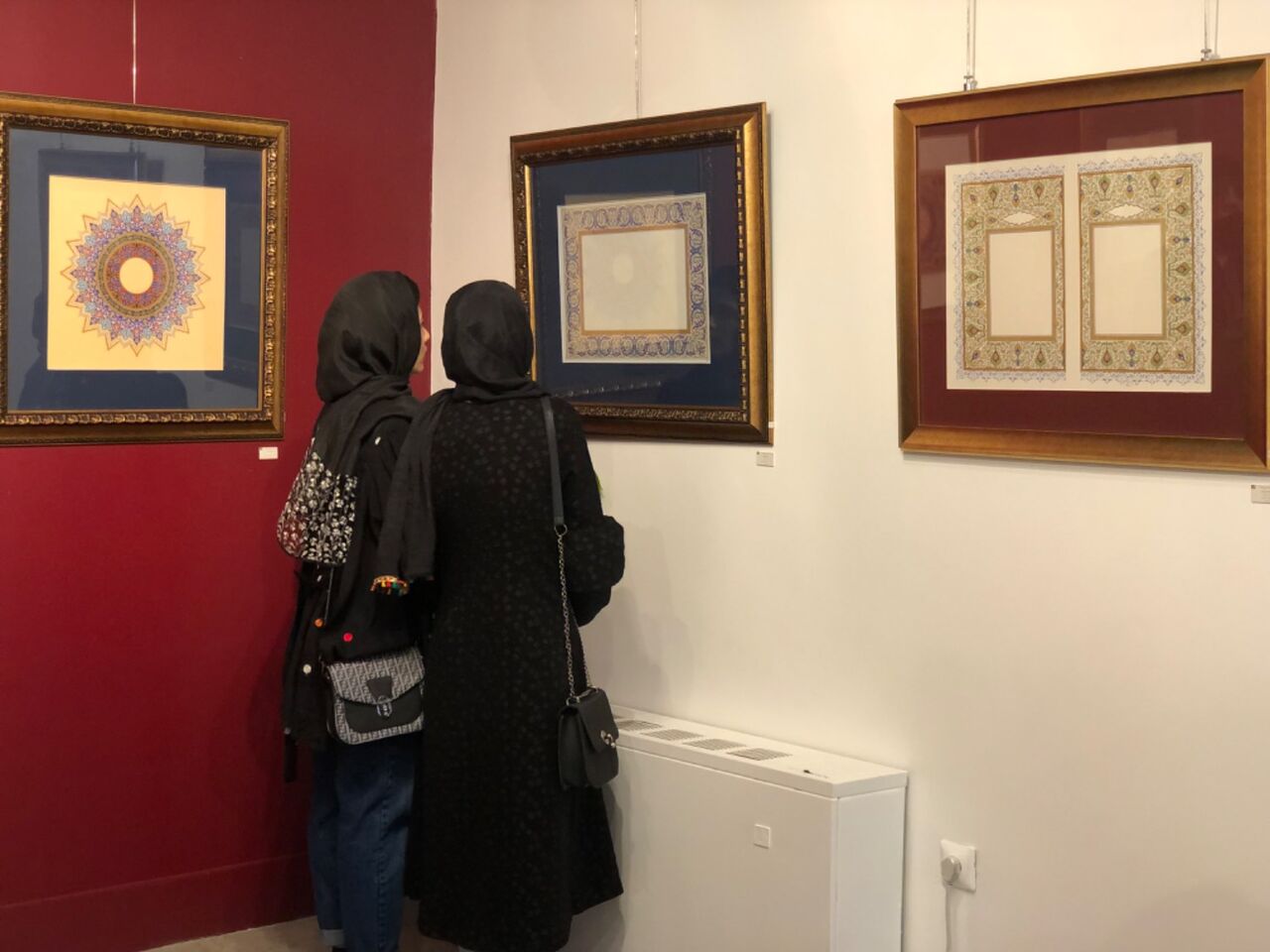 آثار تذهیب بانوان ایرانی و افغانستانی در فرهنگسرای نیاوران
