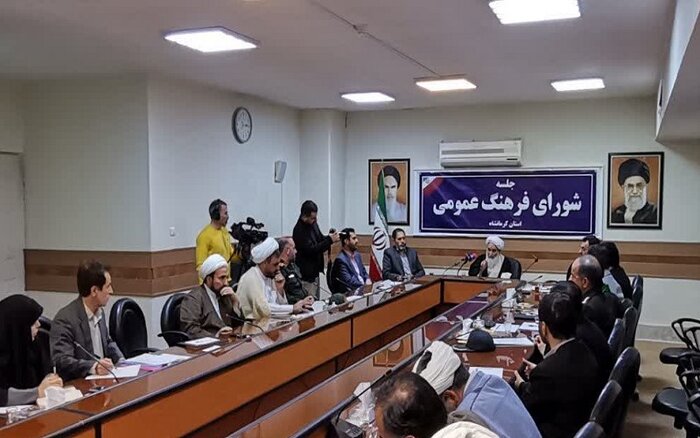 امام جمعه کرمانشاه: دشمن قصد دارد مدارس و دانشگاهها را به تعطیلی بکشاند