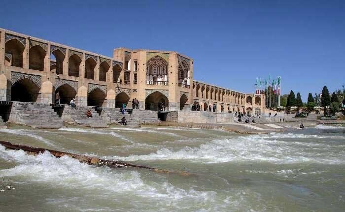 جریان پایدار آب زاینده‌رود مهمترین مطالبه مردم اصفهان از رییس قوه قضائیه است