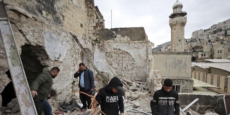 الاحتلال يهدم مسجدا فلسطينيا في الضفة الغربية