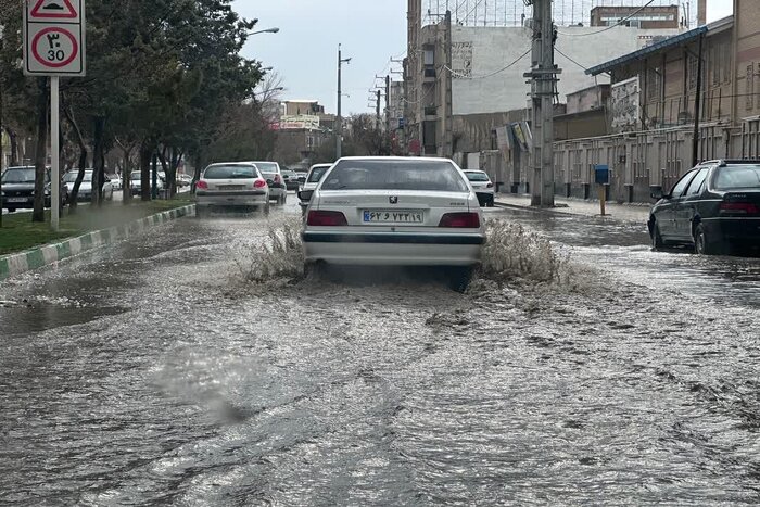 بارش باران و قصه پرتکرار آبگرفتگی معابر و خیابان‌های کرمانشاه