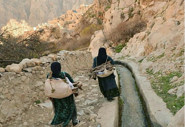 گلگشتی زمستانی در جاذبه های چهارفصل کهگیلویه و بویراحمد