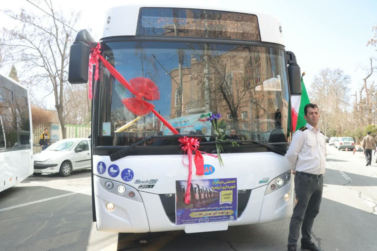 ۱۶ دستگاه اتوبوس جدید وارد ناوگان شهری ارومیه شد