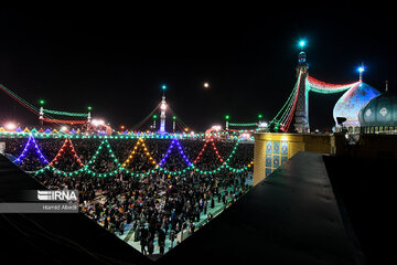 Iran : la sainte mosquée de Jamkaran a la veille de la nuit de mi-Sha'ban