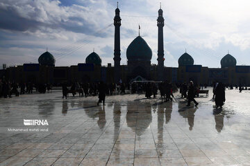 Iran : la sainte mosquée de Jamkaran a la veille de la nuit de mi-Sha'ban