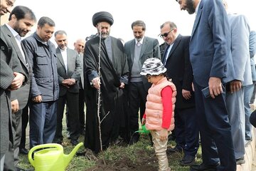 طرح احیای باغ بقعه شیخ کلخوران اردبیل آغاز شد