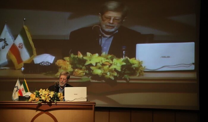 آیت الله اعرافی: توجه به سلامت معنوی برای همه بشریت راهگشا است