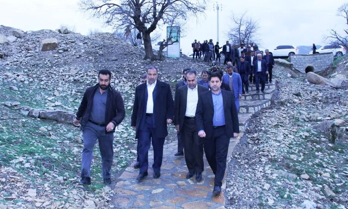 استاندار: فرمانداران مسوول اصلی پیگیری مصوبات سفرهای شهرستانی هستند
