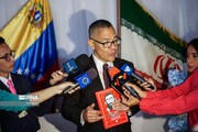 El ministro del Poder Popular para la Cultura de Venezuela aconseja a los pueblos latinoamericanos a leer el libro Celda n.º 14