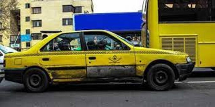 مردم چشم انتظار اتوبوس و تاکسی/ پاسخگویی با کیست؟