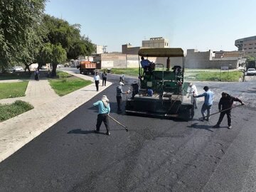 اجرای آسفالت ۴۵ هزار مترمربع خیابان‌ در دزفول طی یک ماه 