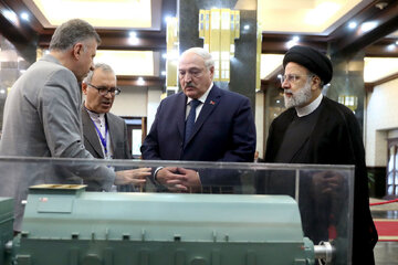 Raïssi et Loukachenko visitent une exposition sur les capacités des entreprises iraniennes fondées sur la connaissance 