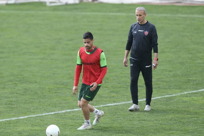 خبر خوب آخر سالی برای پرسپولیسها؛ ستاره مصدوم سرانجام بازگشت