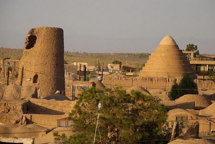 جاذبه های گردشگری اردستان آماده پذیرایی ازمسافران نوروزی است