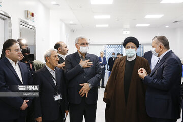 Iran’s most advanced cancer treatment center inaugurated