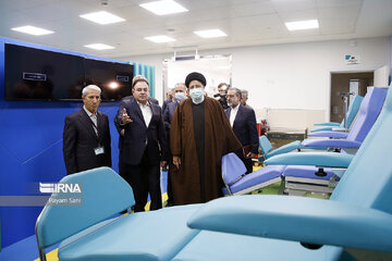 Iran’s most advanced cancer treatment center inaugurated