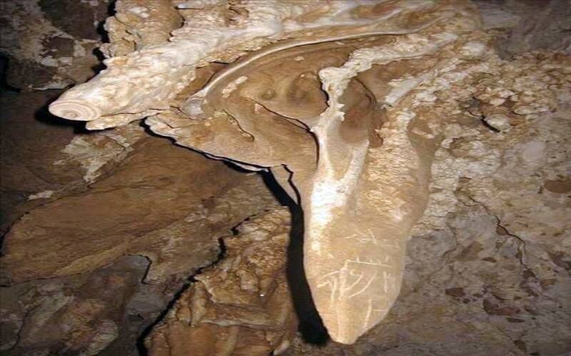 غار طرنگ بافت با ظرفیت ثبت‌ملی اما ناشناخته