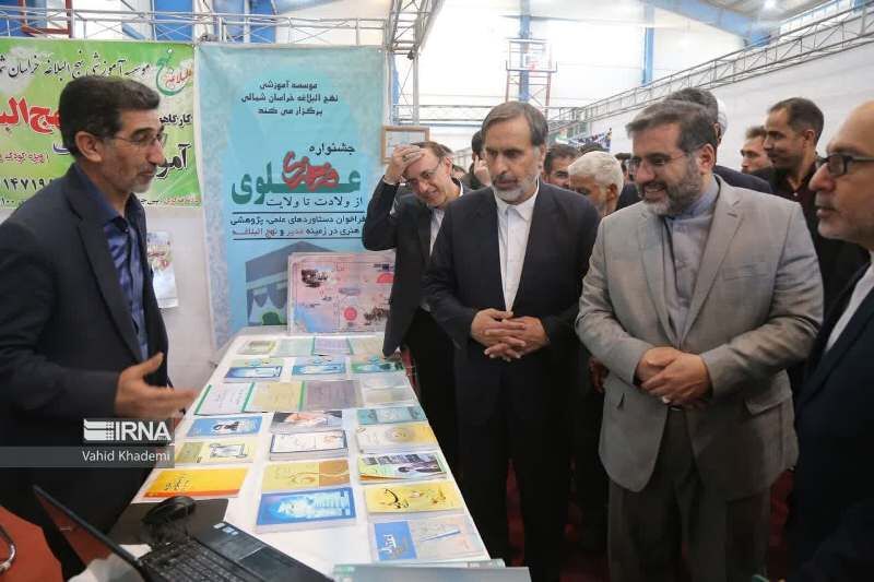وزیر فرهنگ و ارشاد نمایشگاه توانمندی‌های قرآنی بجنورد را افتتاح کرد