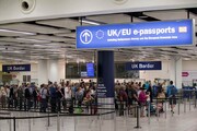 اعتصاب طولانی کارکنان اداره گذرنامه انگلیس و اخلال در مسافرت‌های تابستانی