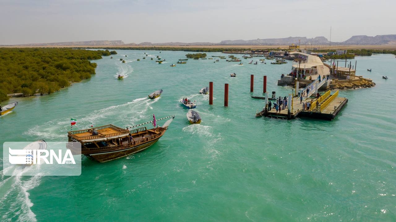 تماشای زیبایی‌ های نگین خلیج فارس با ۶۸۵ فروند شناور در جزیره قشم