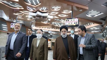 L'ayatollah Raïssi inaugure cinq nouvelles stations de métro à Téhéran
